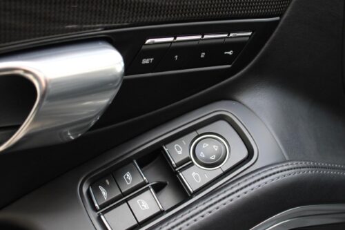2018 PORSCHE 911 - Image 8