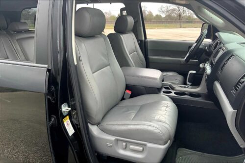 2016 TOYOTA Sequoia - Image 35