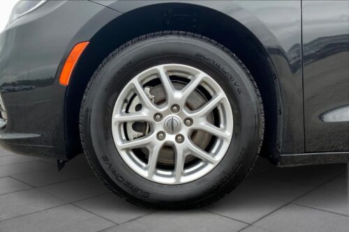 2022 CHRYSLER Pacifica - Image 37