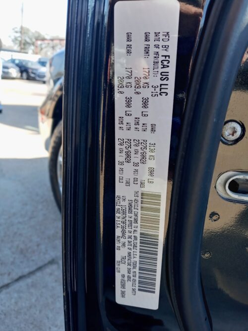 2015 RAM 1500 - Image 7