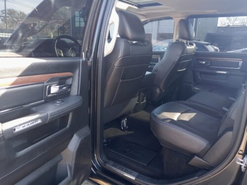 2015 RAM 1500 - Image 17