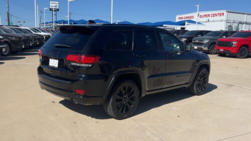 2017 JEEP Grand Cherokee - Image 3