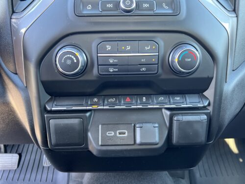 2021 CHEVROLET Silverado - Image 25