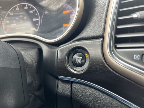 2014 JEEP Grand Cherokee - Image 27