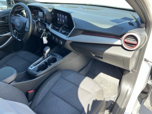 2024 CHEVROLET Trax - Image 15