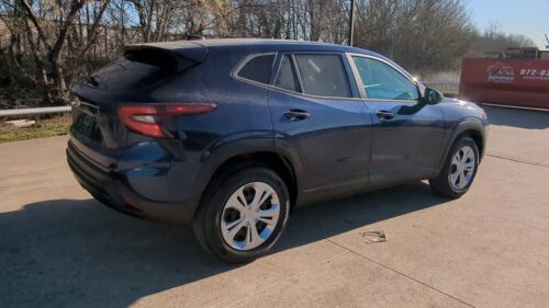 2024 CHEVROLET Trax - Image 3