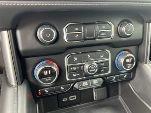 2021 CHEVROLET Tahoe - Image 27