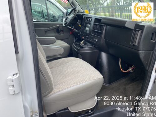 2017 CHEVROLET Express - Image 20