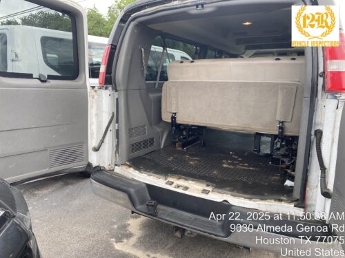 2017 CHEVROLET Express - Image 15