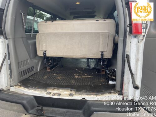 2017 CHEVROLET Express - Image 13