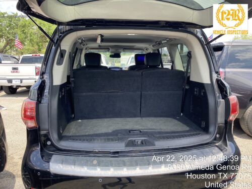 2017 INFINITI QX80 - Image 36