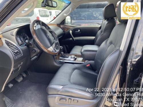 2017 INFINITI QX80 - Image 24