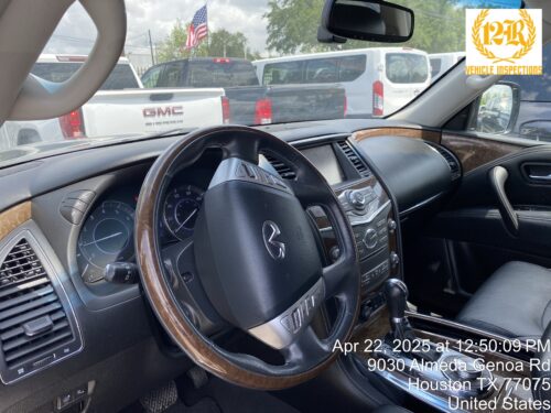 2017 INFINITI QX80 - Image 23