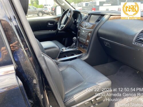 2017 INFINITI QX80 - Image 15