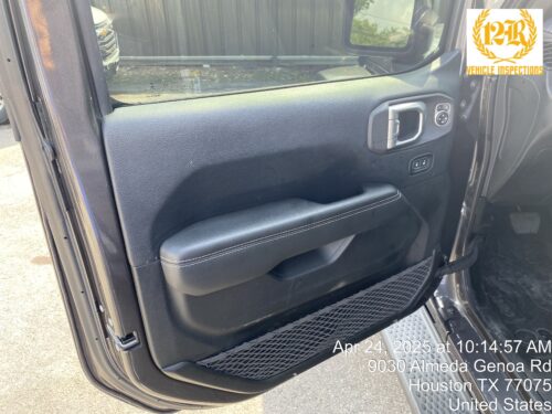 2019 JEEP Wrangler - Image 25