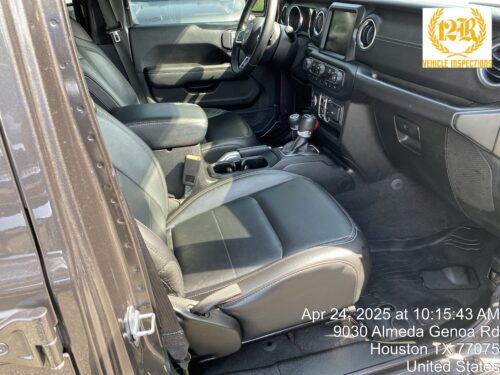 2019 JEEP Wrangler - Image 16