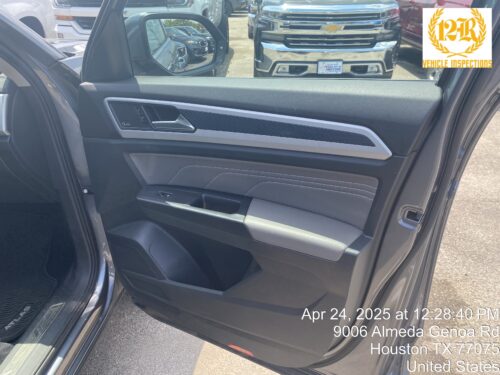 2022 VOLKSWAGEN Atlas - Image 22