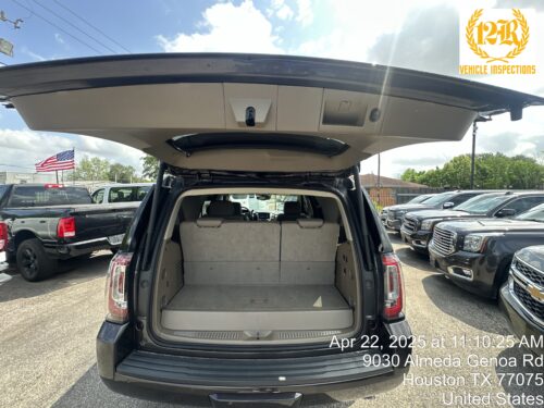 2017 GMC Yukon - Image 27