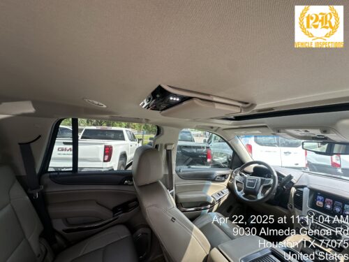 2017 GMC Yukon - Image 25