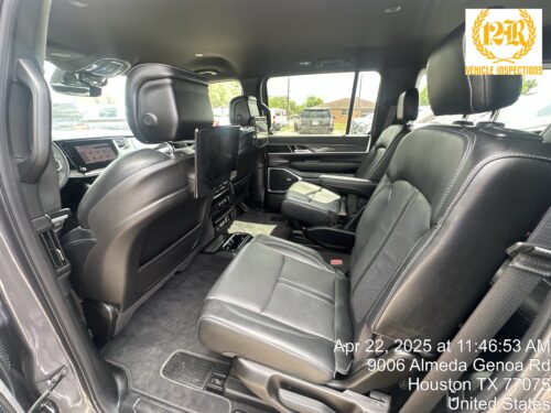2022 JEEP Wagoneer - Image 26