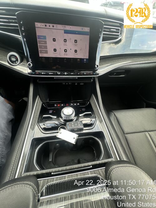2022 JEEP Wagoneer - Image 11