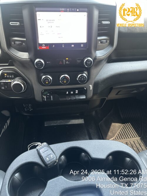 2022 RAM 2500 - Image 12