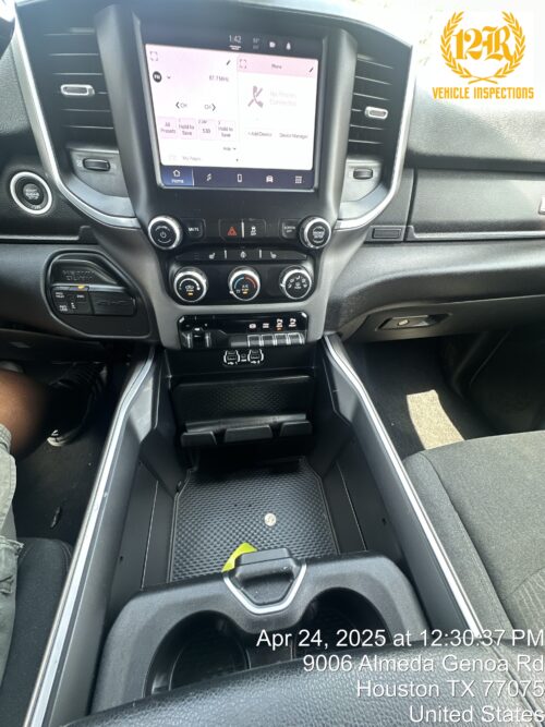 2022 RAM 2500 - Image 12