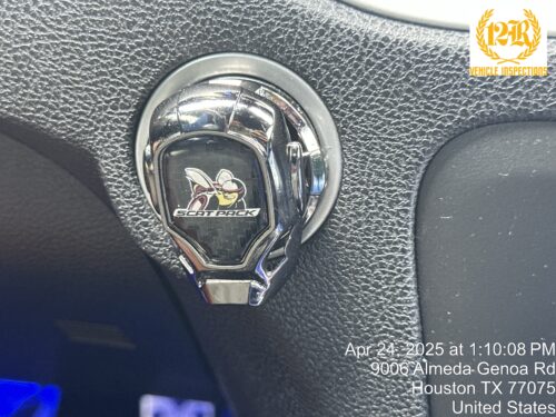 2020 DODGE Charger - Image 15
