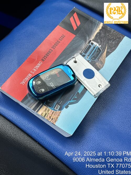 2020 DODGE Charger - Image 11