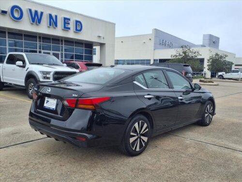 2022 NISSAN Altima - Image 30