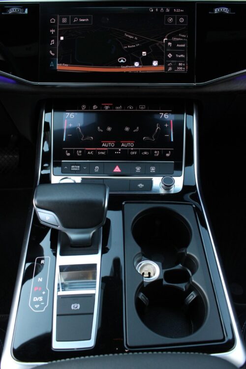 2019 AUDI Q8 - Image 17