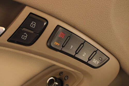 2012 AUDI A5 - Image 9