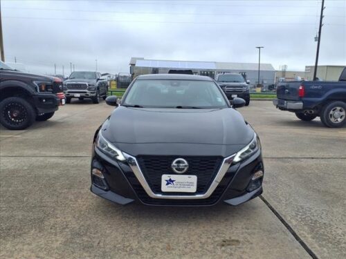 2022 NISSAN Altima - Image 8