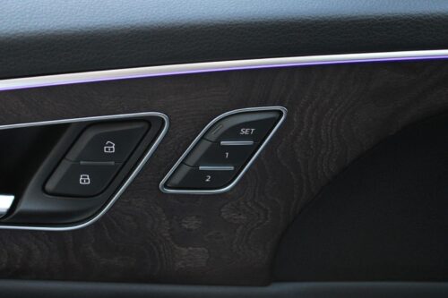 2019 AUDI Q8 - Image 7