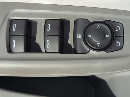 2023 CHEVROLET Bolt EUV - Image 22