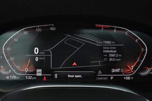 2021 BMW 740i - Image 32