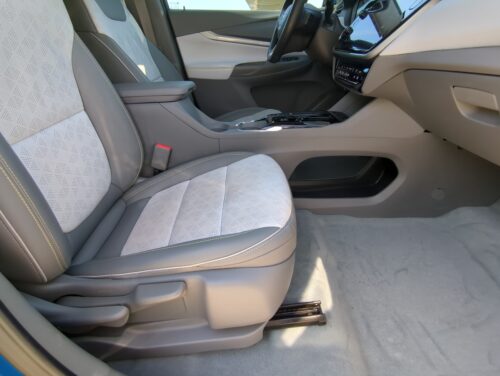 2023 CHEVROLET Bolt EUV - Image 17