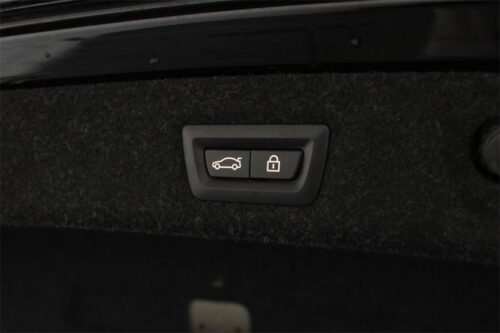 2021 BMW 530i - Image 4