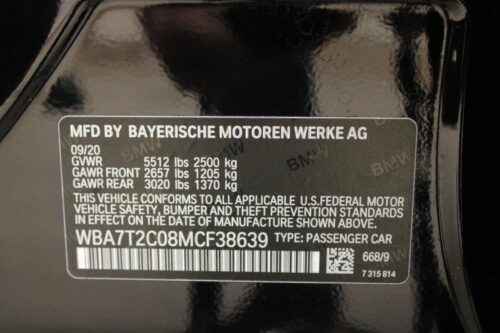 2021 BMW 740i - Image 33