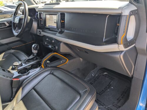 2022 FORD Bronco - Image 4