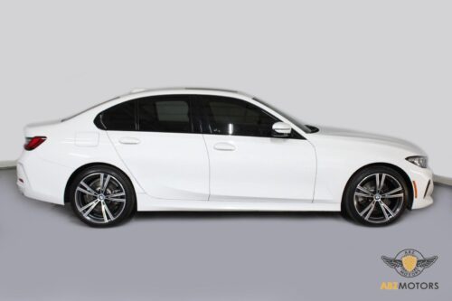2023 BMW 330i - Image 33