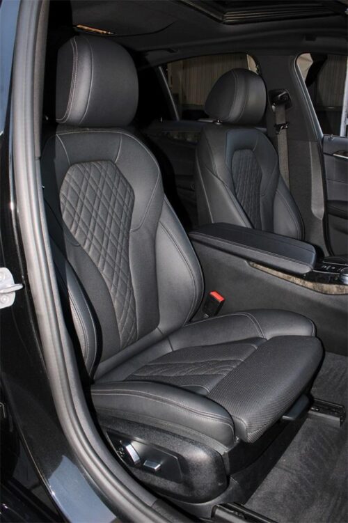 2021 BMW 530i - Image 26