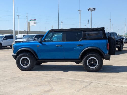 2022 FORD Bronco - Image 28