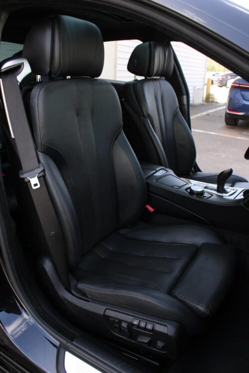 2016 BMW 650i - Image 29