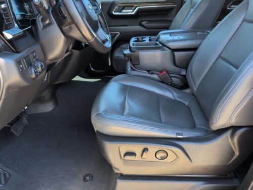 2022 CHEVROLET Silverado - Image 24