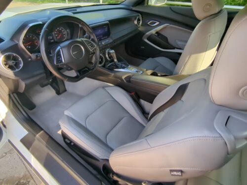 2023 CHEVROLET Camaro - Image 24
