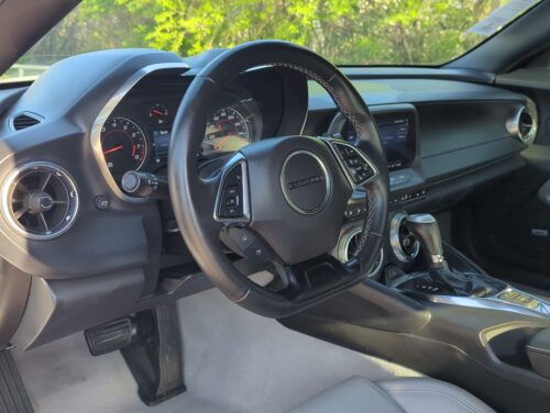 2023 CHEVROLET Camaro - Image 33