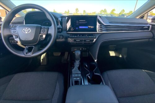 2025 TOYOTA Camry - Image 23