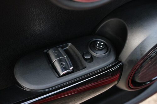 2017 MINI Hardtop - Image 7