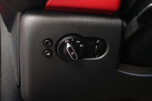2017 MINI Hardtop - Image 6